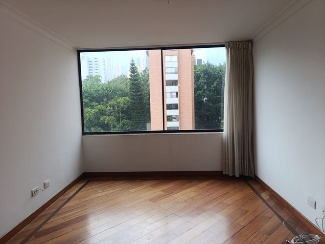Apartamento de 3 alcobas en arriendo en El Poblado, Medellín, 123 m² · foto 13 de 17