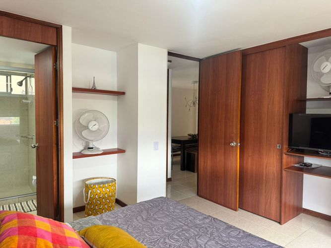 Apartamento de 2 alcobas en arriendo en El Poblado, Medellín, 72 m² · foto 12 de 15