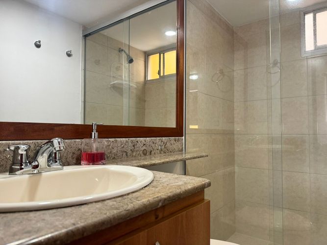 Apartamento de 2 alcobas en arriendo en El Poblado, Medellín, 72 m² · foto 14 de 15