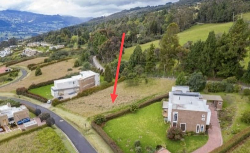 Lote en venta en Yerbabuena, Chía, 1998 m² · foto 2 de 11