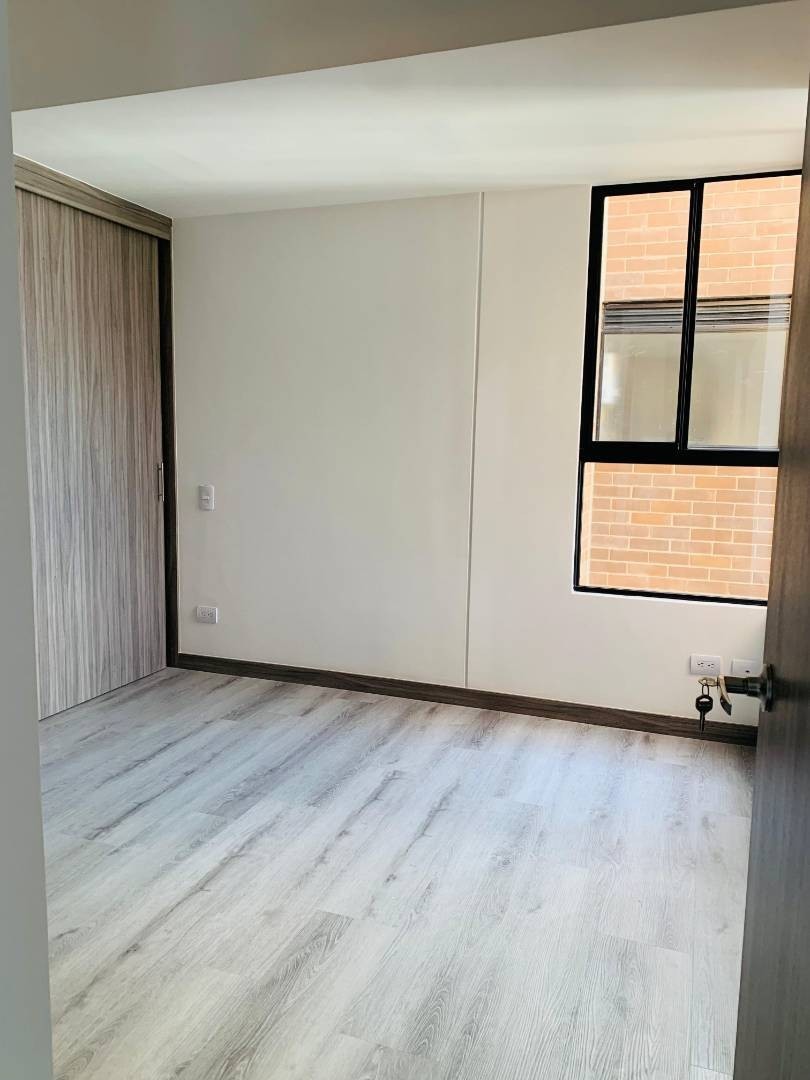 Apartamento en arriendo en Las Palmas, Medellín · foto 7 de 14