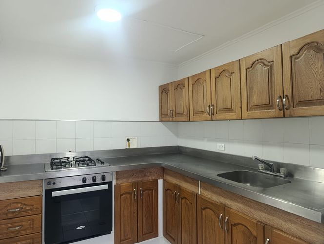 Apartamento de 3 alcobas en venta en El Poblado, Medellín, 90 m² · foto 6 de 14