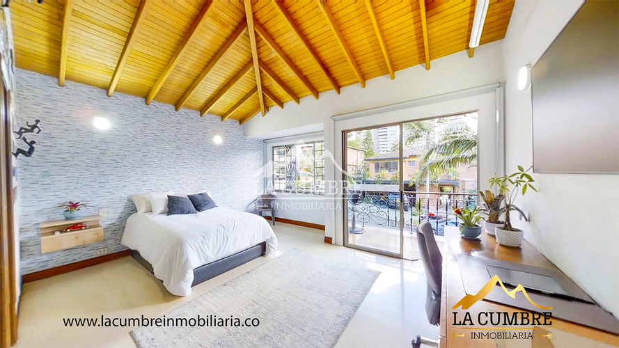 Casa de 3 alcobas en venta en La Calera, Medellín, 350 m² · foto 14 de 16