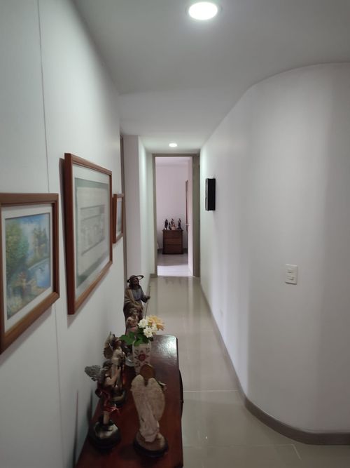 Apartamento de 3 alcobas en venta en Las Cometas, Envigado, 94 m² · foto 6 de 24