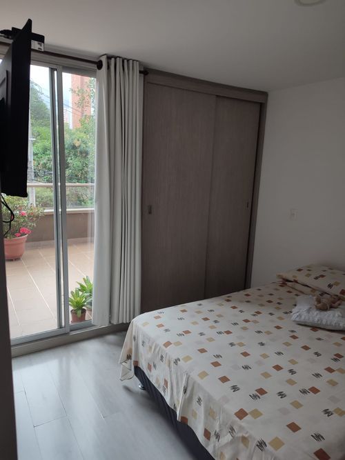 Apartamento de 3 alcobas en venta en Las Cometas, Envigado, 94 m² · foto 7 de 24