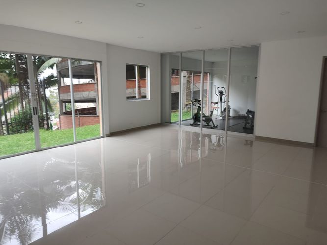 Apartamento de 3 alcobas en venta en Las Cometas, Envigado, 94 m² · foto 13 de 24