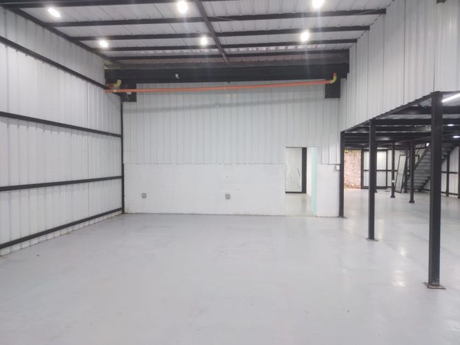 Bodega en arriendo en La Pradera, Envigado, 460 m² · foto 11 de 17
