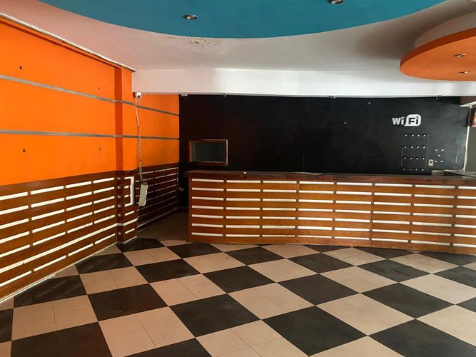 Local en arriendo en Loma Benedictinos, Envigado, 136 m² · foto 3 de 14