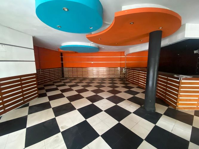 Local en arriendo en Loma Benedictinos, Envigado, 136 m² · foto 10 de 14