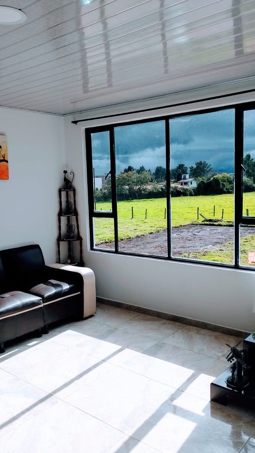 Casa de 6 alcobas en venta en La Punta, Funza, 330 m² · foto 5 de 24