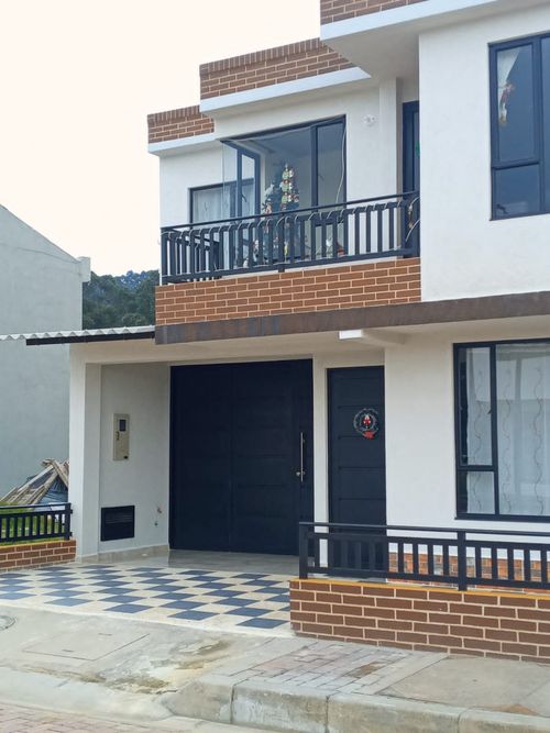 Casa de 6 alcobas en venta en La Punta, Funza, 330 m² · foto 23 de 24