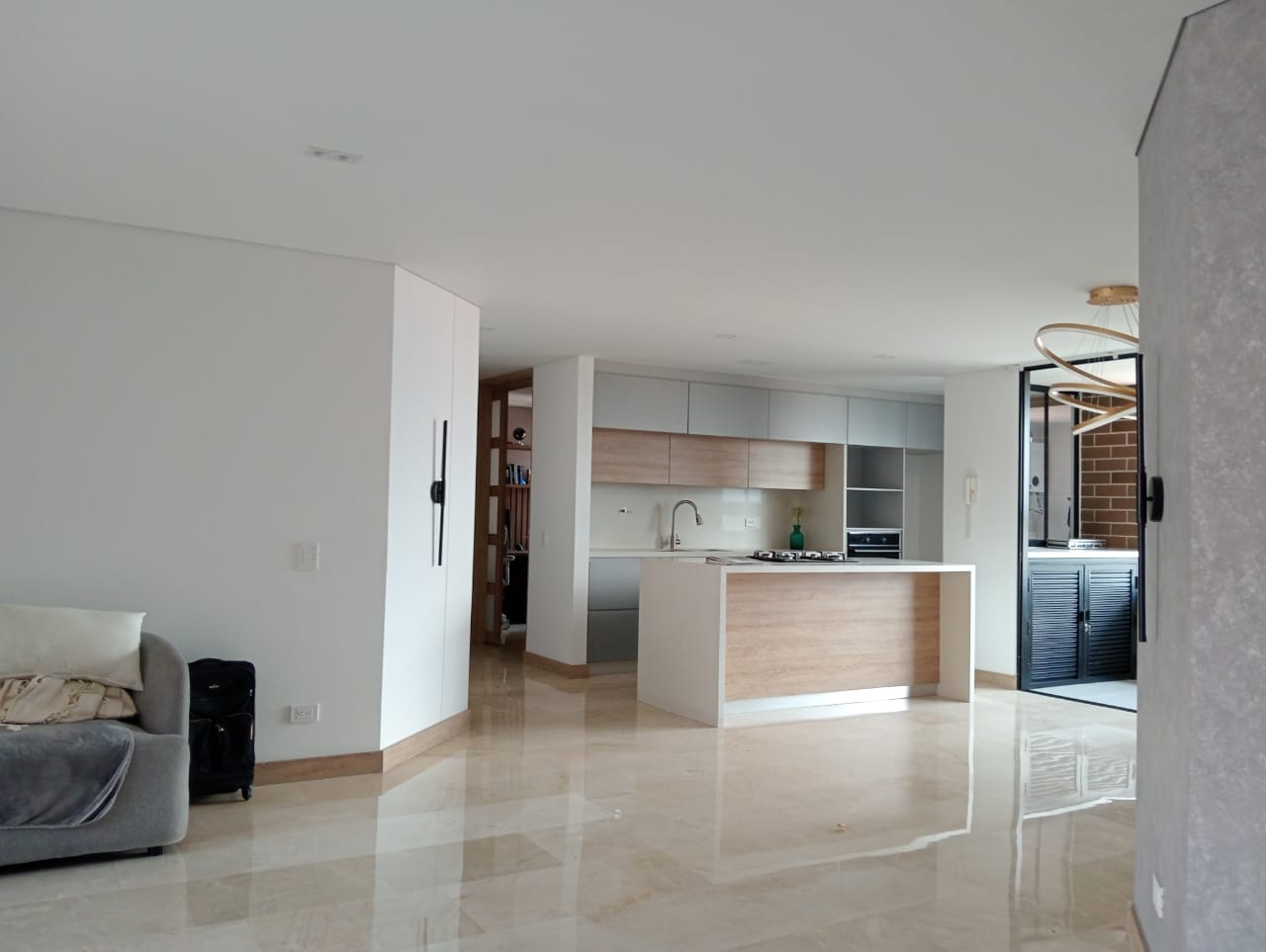 Apartamento en arriendo en Laureles, Medellín · foto 6 de 20