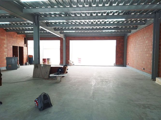 Local en venta en Laureles, Medellín, 320 m² · foto 9 de 14