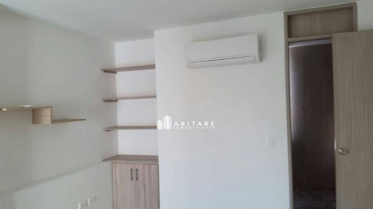 Apartamento en venta en Manga, Cartagena · foto 6 de 9