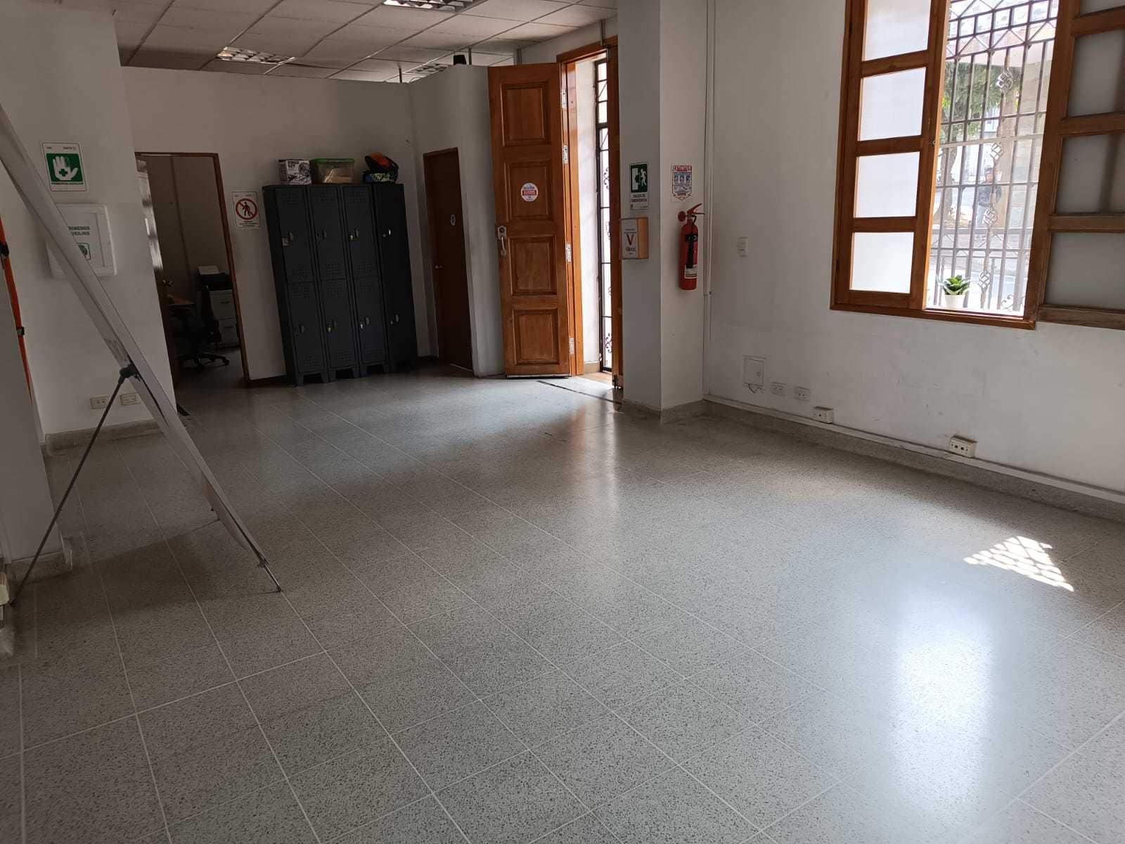 Edificio en  Arriendo en La candelaria, Medellín - Miniatura 11