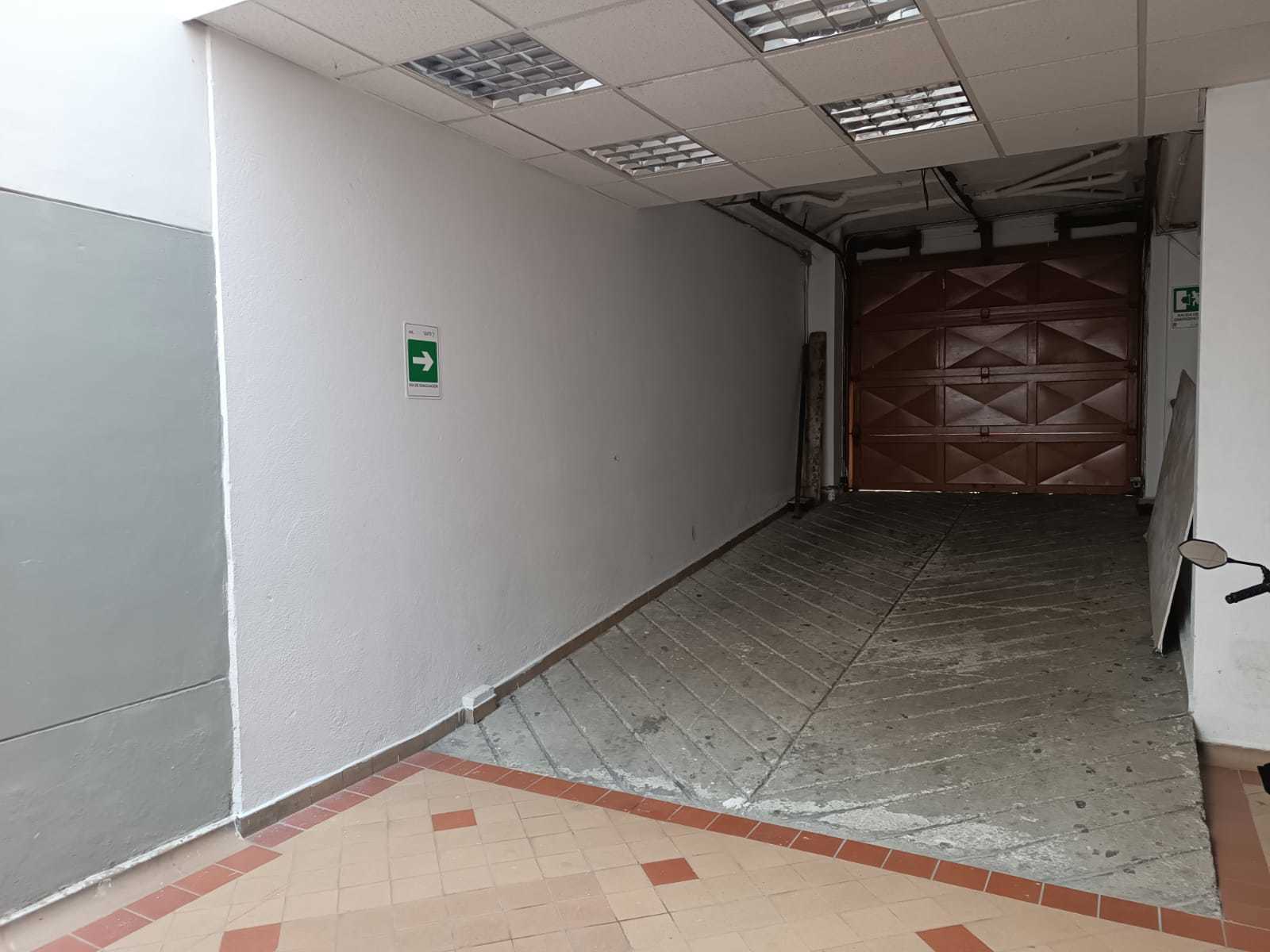 Edificio en  Arriendo en La candelaria, Medellín - Miniatura 20
