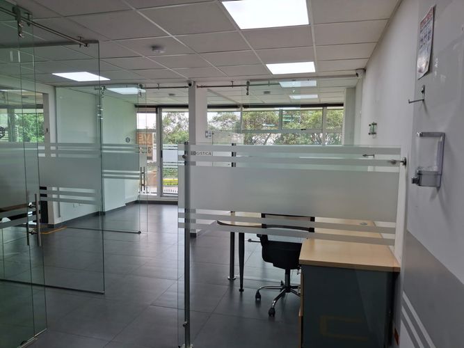 Oficina en venta en Siberia, Cota, 97 m² · foto 6 de 13