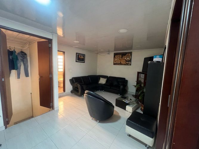 Casa de 3 alcobas en venta en Floralia I Sector, Bogotá, 144 m² · foto 11 de 19