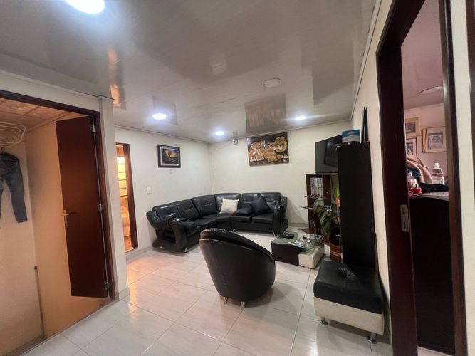 Casa de 3 alcobas en venta en Floralia I Sector, Bogotá, 144 m² · foto 13 de 19