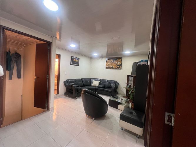 Casa de 3 alcobas en venta en Floralia I Sector, Bogotá, 144 m² · foto 16 de 19