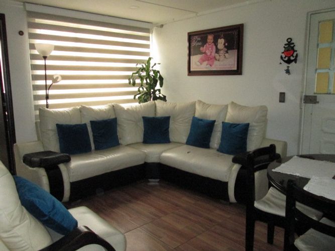 Casa de 8 alcobas en venta en Pio Xii, Bogotá, 218 m² · foto 2 de 20