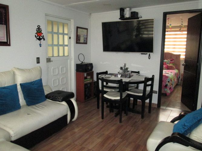 Casa de 8 alcobas en venta en Pio Xii, Bogotá, 218 m² · foto 3 de 20