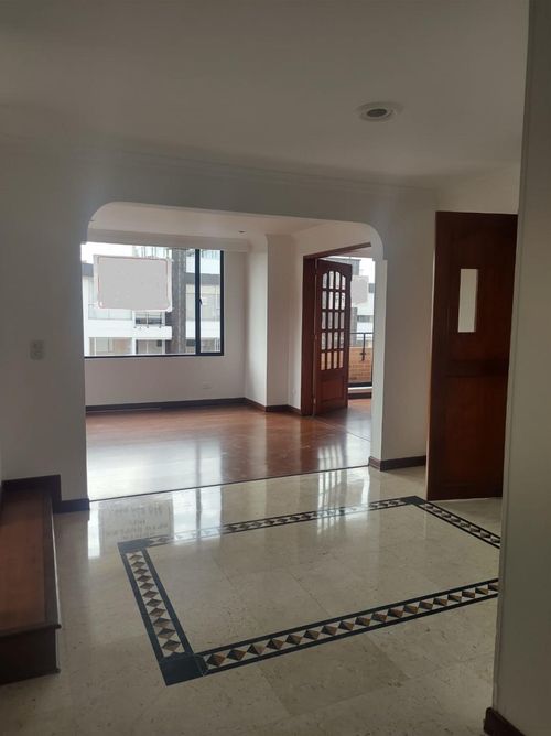 Apartamento en venta en Alcala, Bogotá · foto 2 de 21