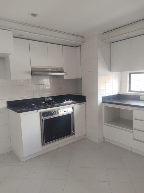 Apartamento en venta en Alcala, Bogotá · foto 7 de 21