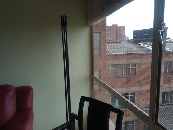 Apartaestudio en venta en Chapinero, Bogotá, 38 m² · foto 23 de 24