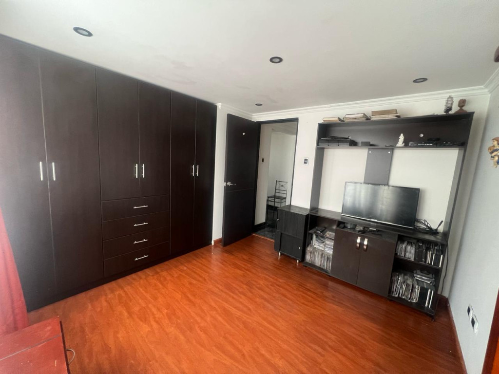 Apartamento en venta en Las Nieves, Bogotá · foto 3 de 8