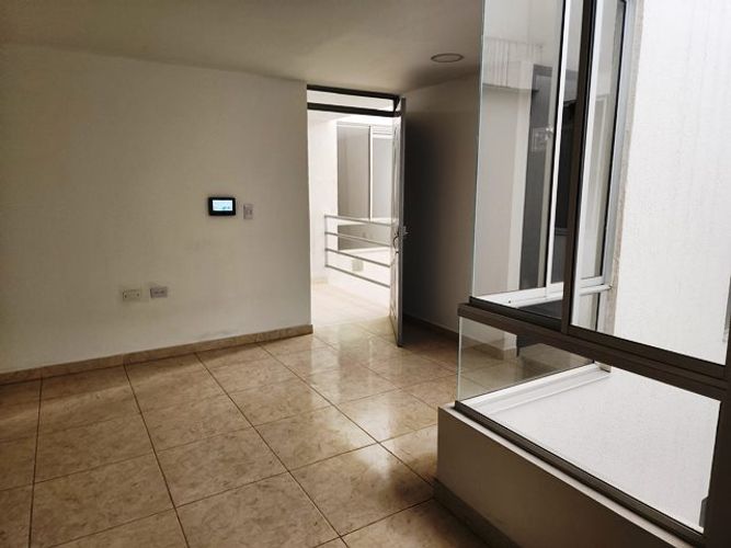 Apartamento de 3 alcobas en venta en Abraham Lincoln, Bogotá, 57 m² · foto 2 de 20