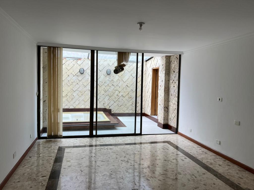 Casa en venta en Cedritos, Bogotá · foto 9 de 23
