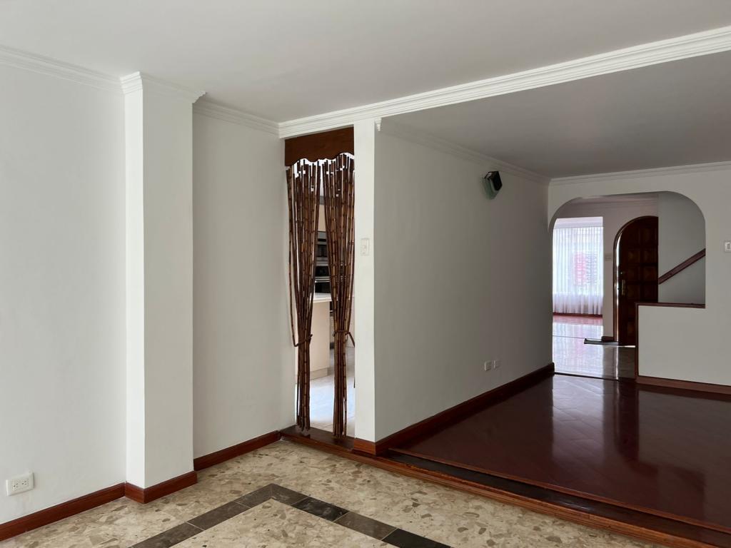 Casa en venta en Cedritos, Bogotá · foto 12 de 23