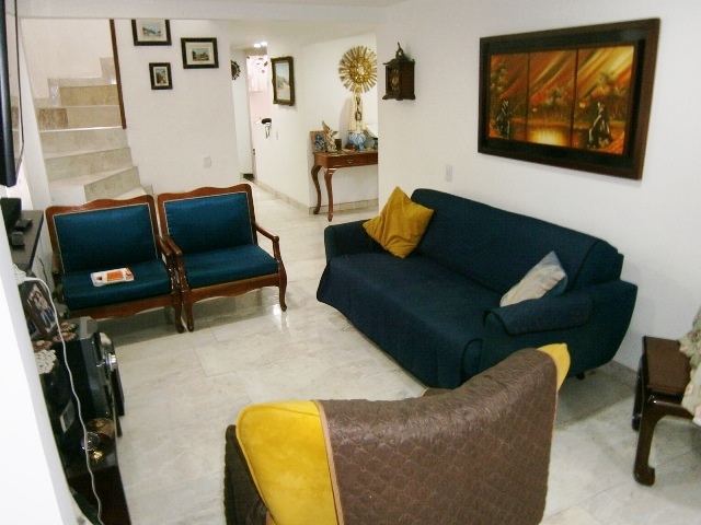Casa en venta en Castilla, Bogotá · foto 4 de 24