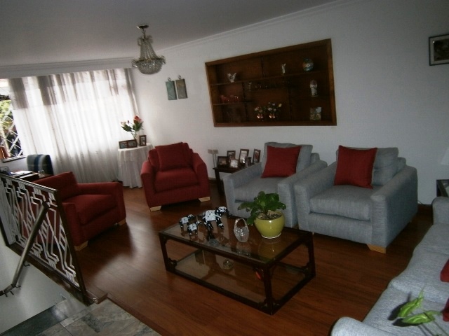 Casa en venta en Marsella, Bogotá · foto 2 de 24