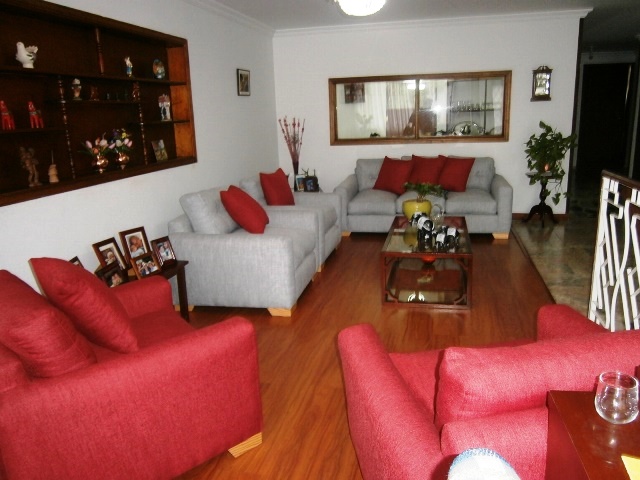 Casa en venta en Marsella, Bogotá · foto 4 de 24