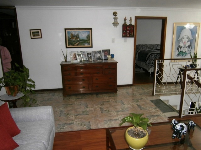 Casa en venta en Marsella, Bogotá · foto 9 de 24