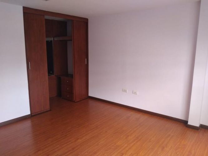Casa de 7 alcobas en venta en Primavera Occidental - Puente Aranda, Bogotá, 224 m² · foto 21 de 24