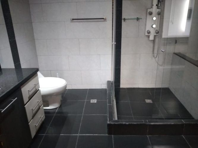 Casa de 7 alcobas en venta en Primavera Occidental - Puente Aranda, Bogotá, 224 m² · foto 23 de 24