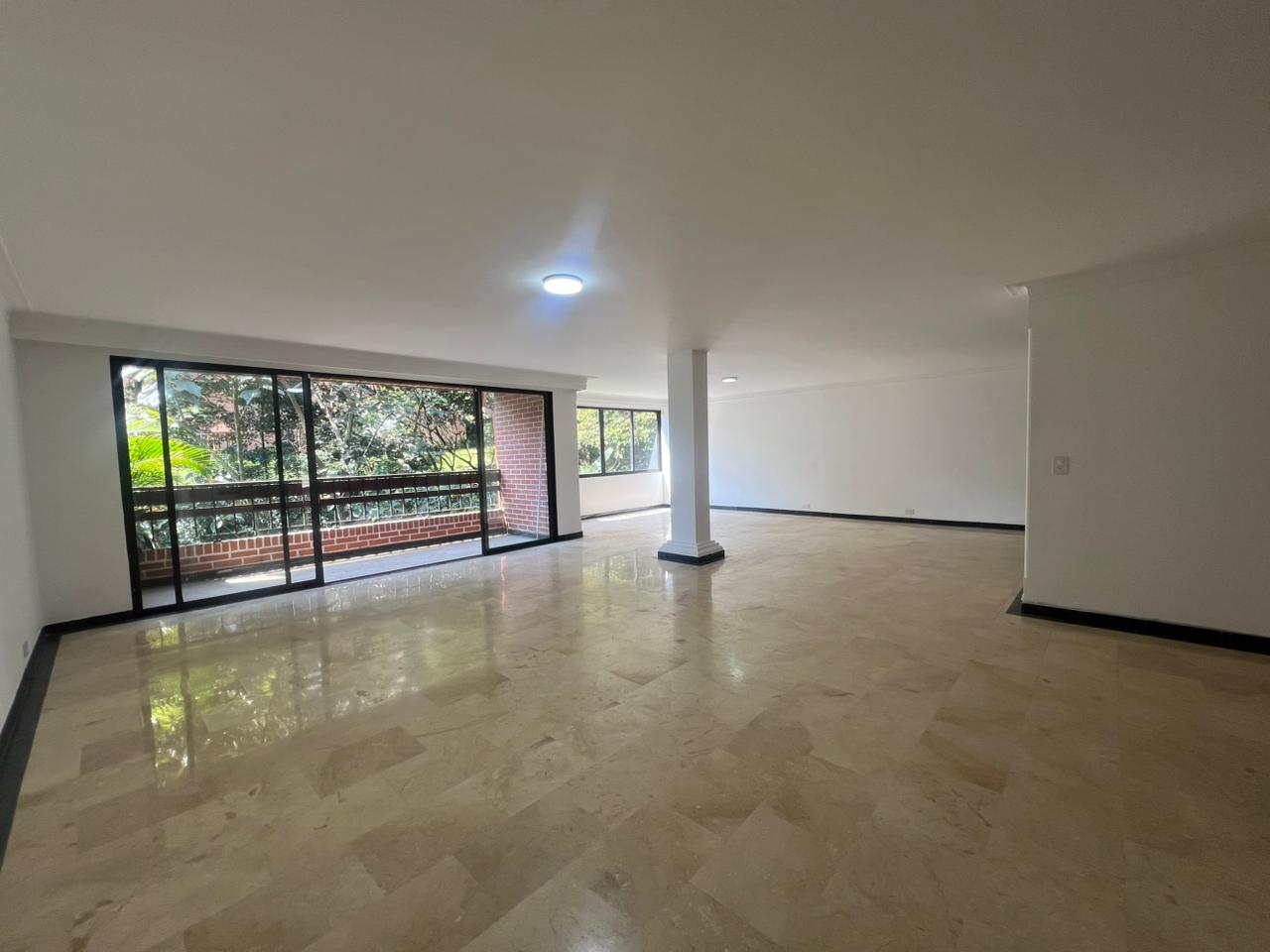 Casa en Arriendo en El Poblado, Medellín