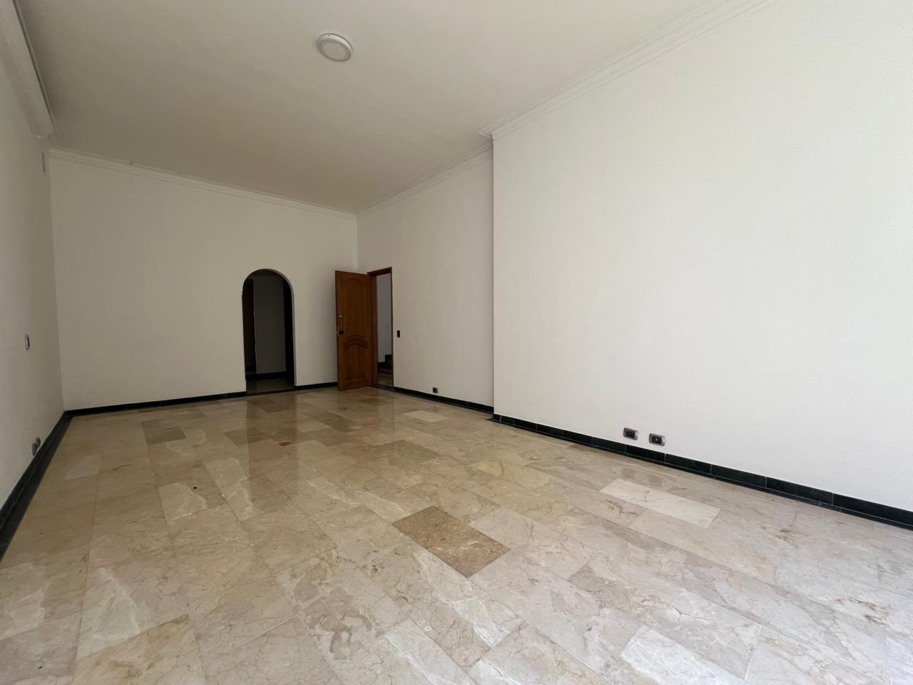 Casa en arriendo en El Poblado, Medellín · foto 9 de 20