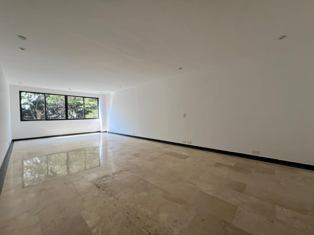Casa en arriendo en El Poblado, Medellín · foto 10 de 20
