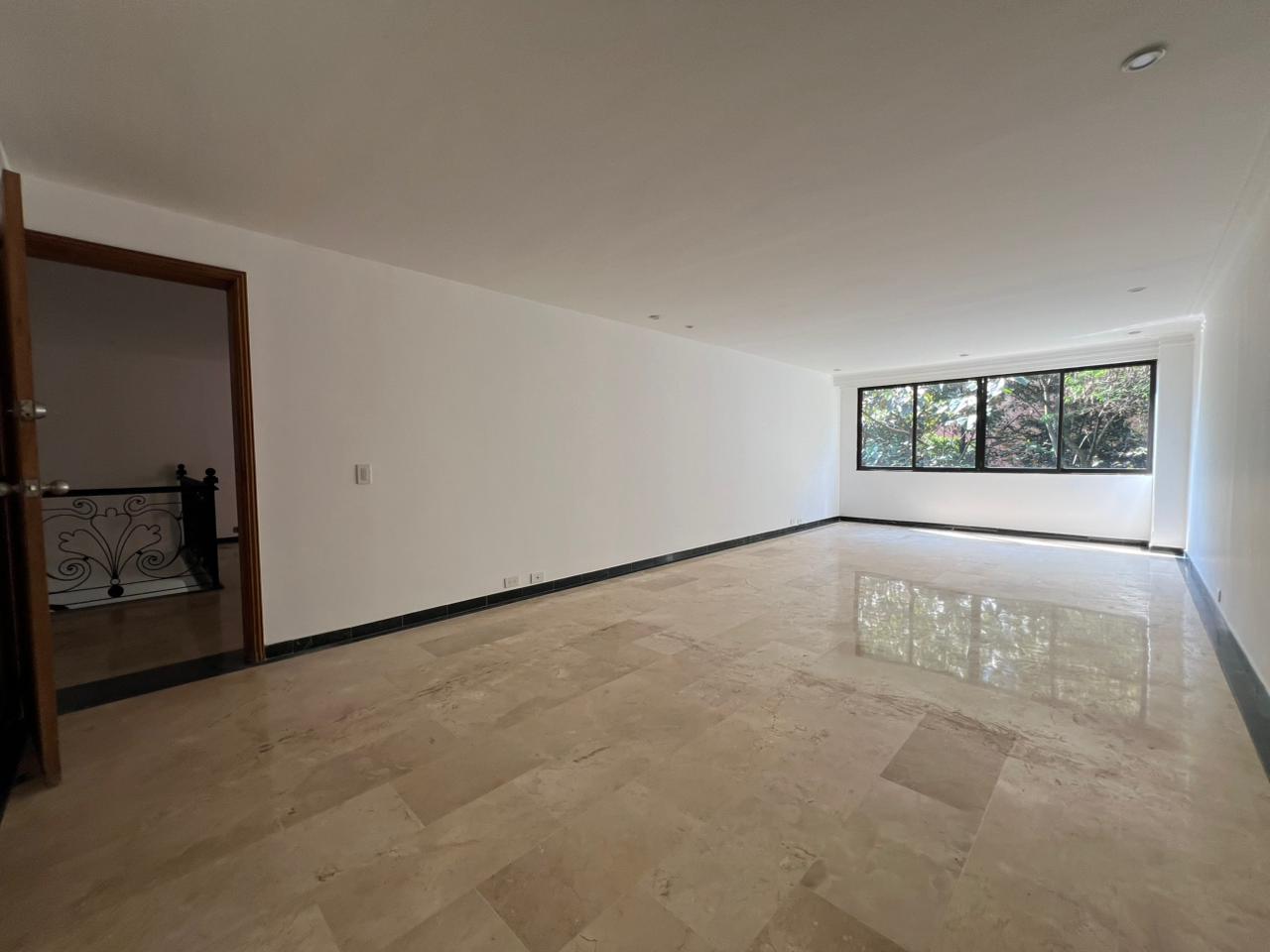 Casa en arriendo en El Poblado, Medellín · foto 11 de 20