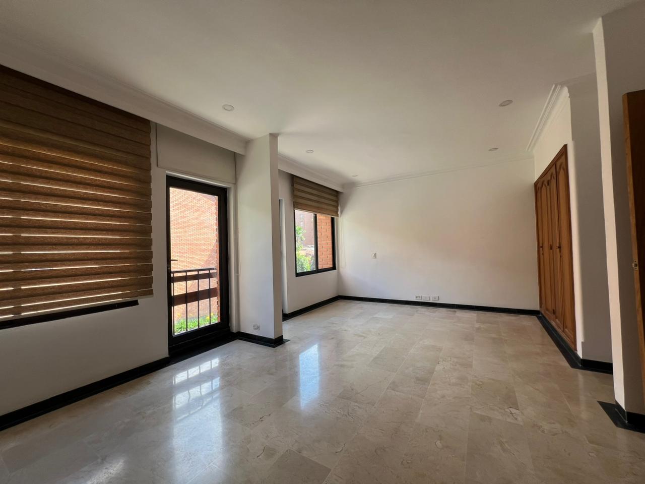 Casa en arriendo en El Poblado, Medellín · foto 12 de 20