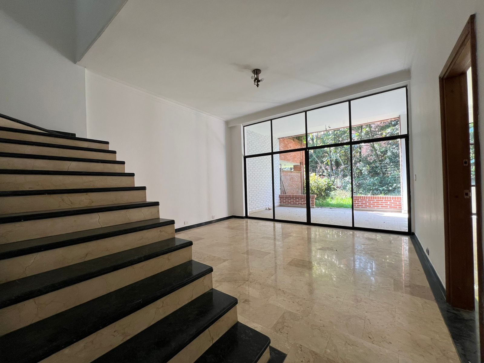 Casa en arriendo en El Poblado, Medellín · foto 16 de 20