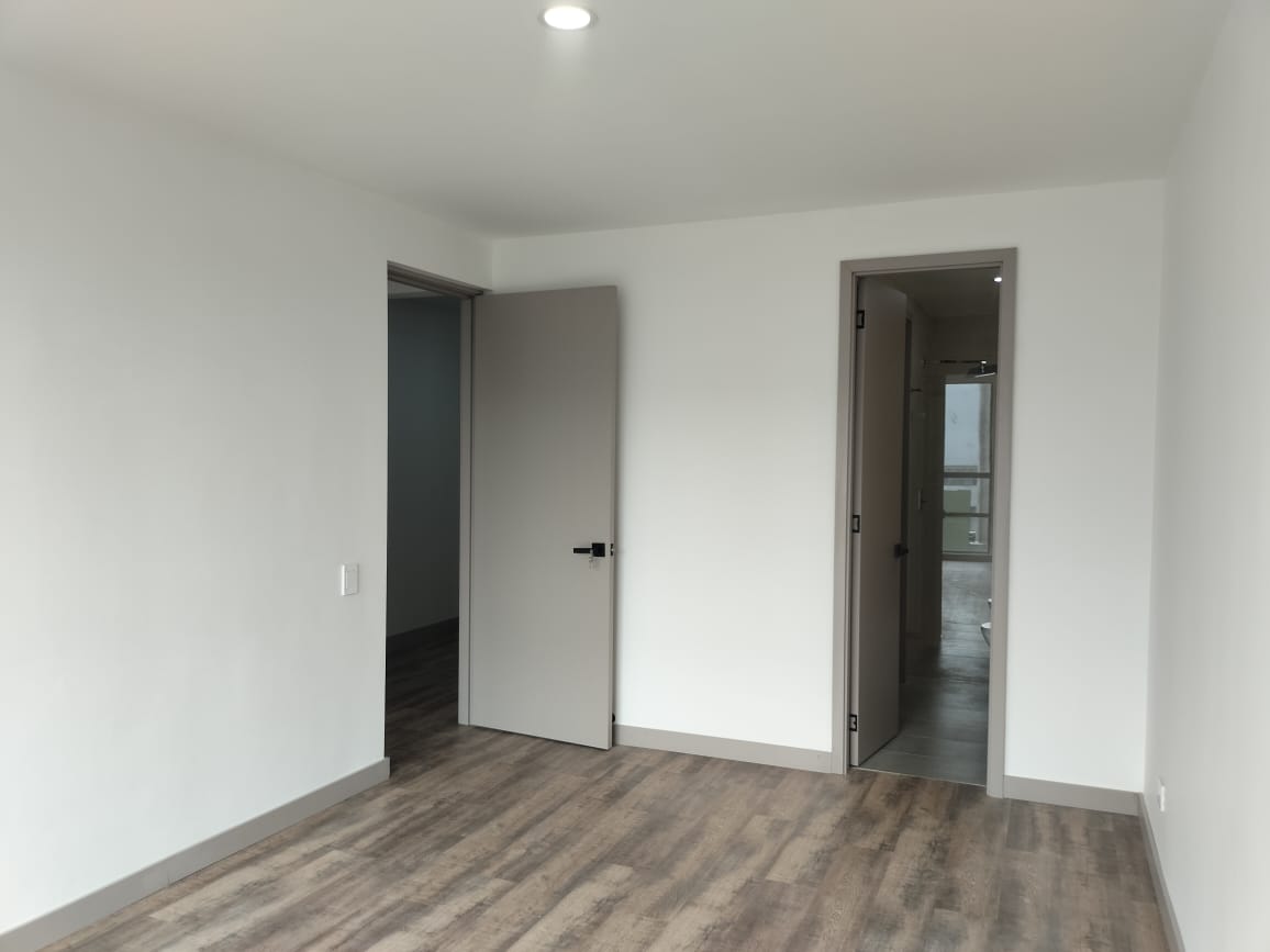 Apartamento en venta en El Poblado, Medellín · foto 11 de 14