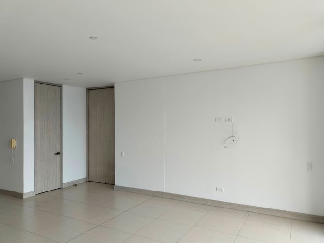 Apartamento de 3 alcobas en arriendo en El Poblado, Medellín, 138 m² · foto 5 de 19