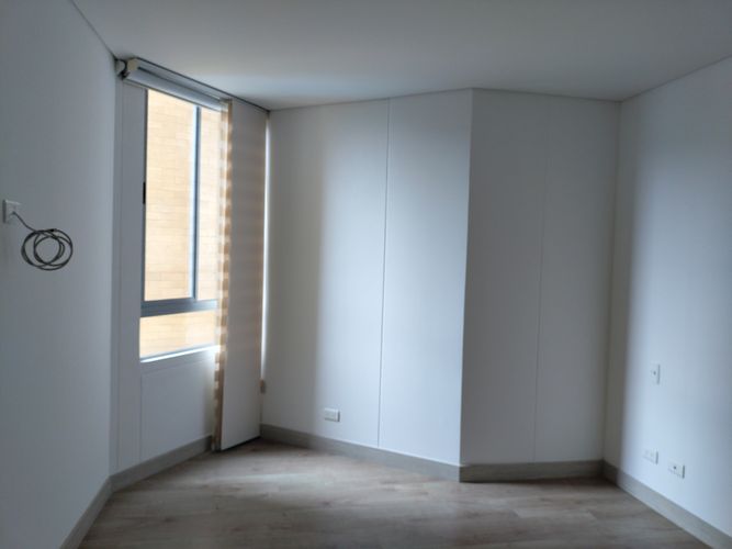 Apartamento de 3 alcobas en arriendo en El Poblado, Medellín, 138 m² · foto 6 de 19