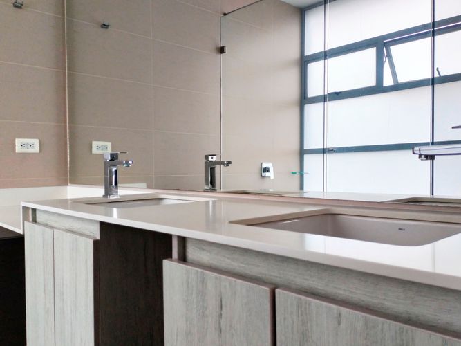 Apartamento de 3 alcobas en arriendo en El Poblado, Medellín, 138 m² · foto 11 de 19