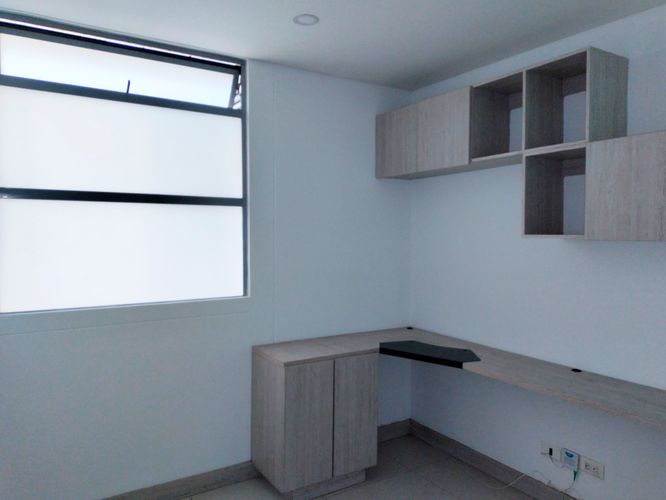 Apartamento de 3 alcobas en arriendo en El Poblado, Medellín, 138 m² · foto 16 de 19